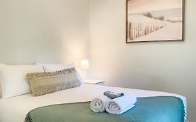Beachside Units In The Heart Of Bargara
